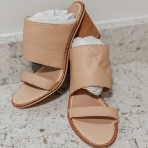 NEW Chinese Laundry Cosmic Slide Sandal